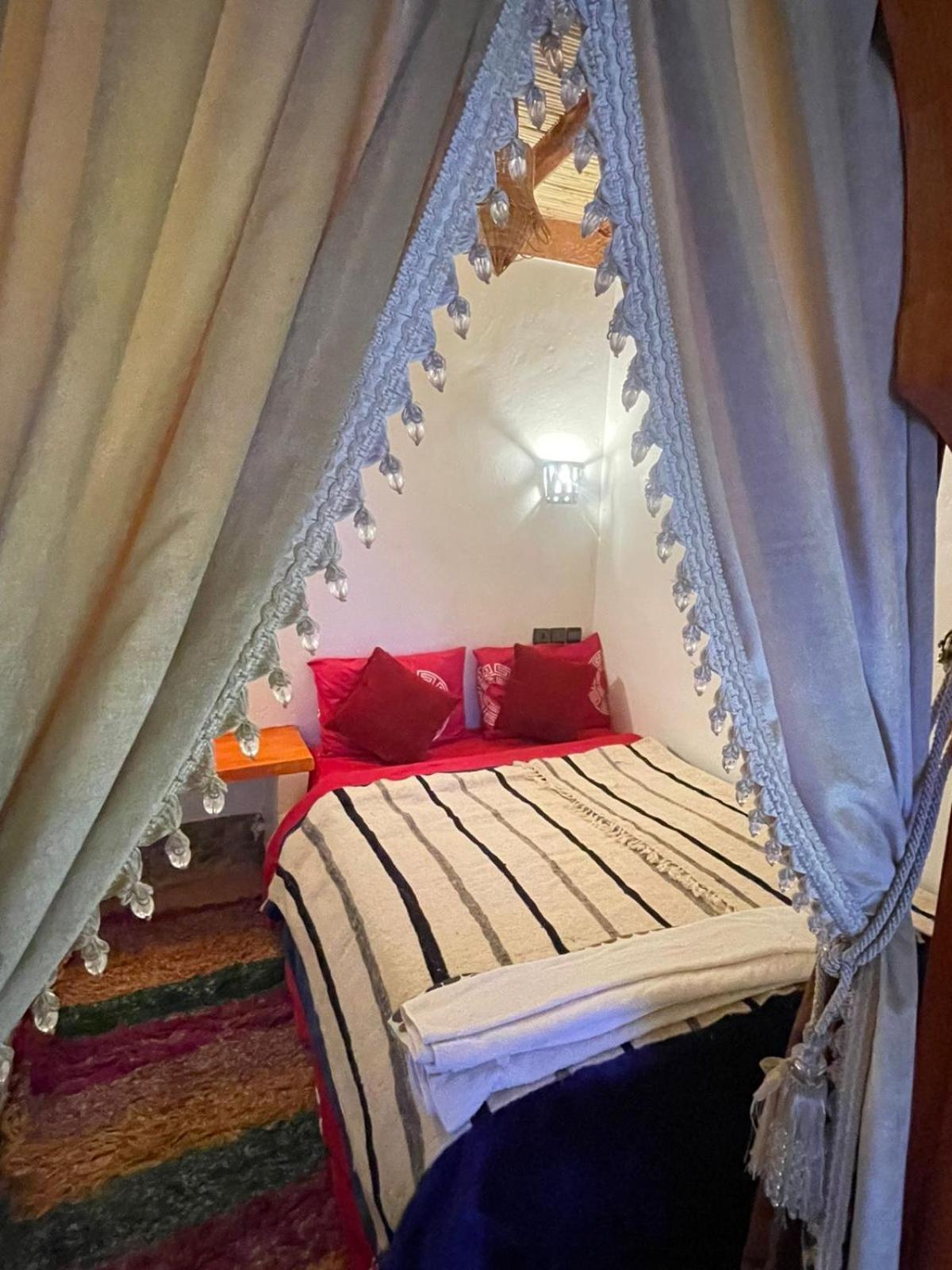 Auberge Oued Dades Boumalne المظهر الخارجي الصورة